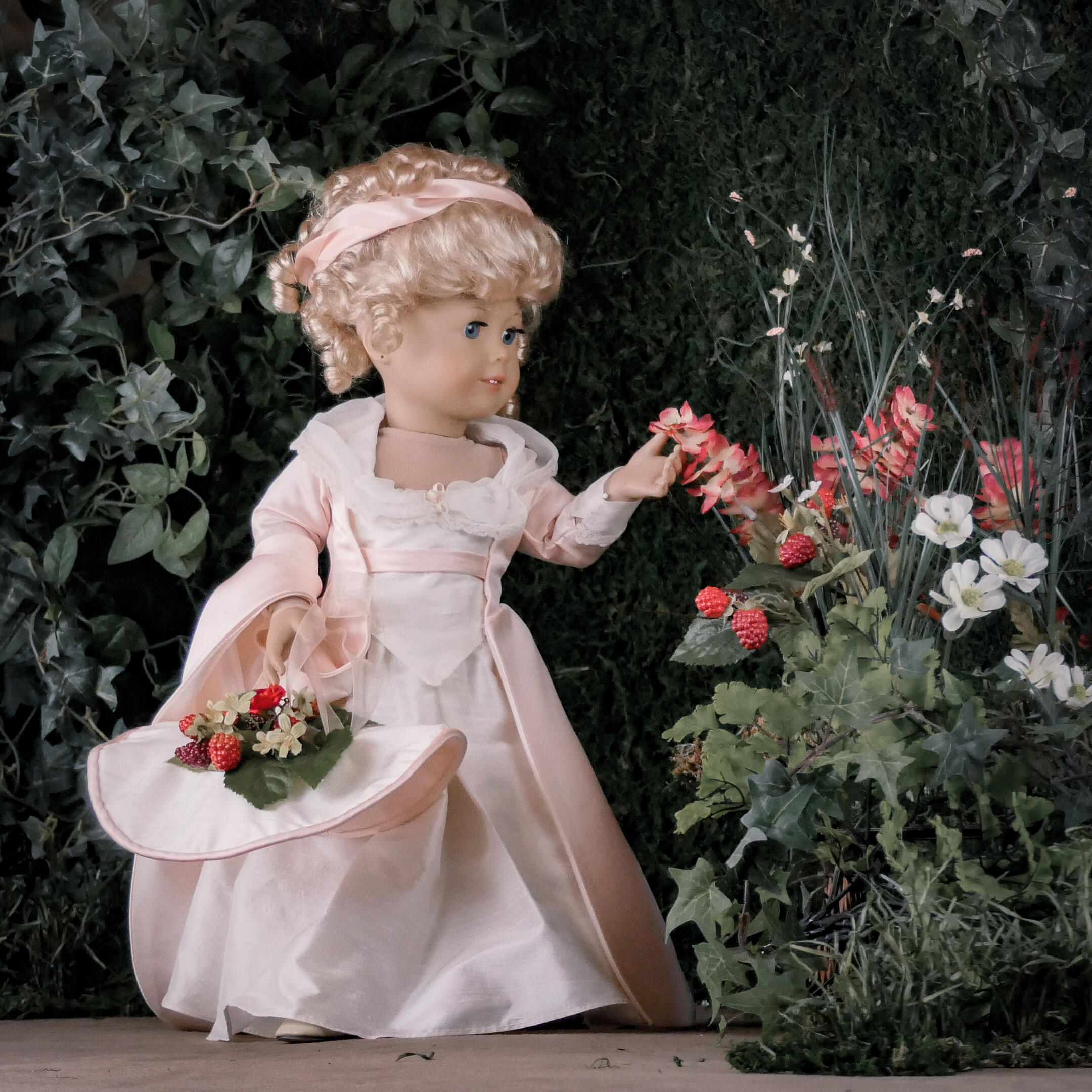 This was the final week of the 10 day photo shoots, and is a recreation from a painting.